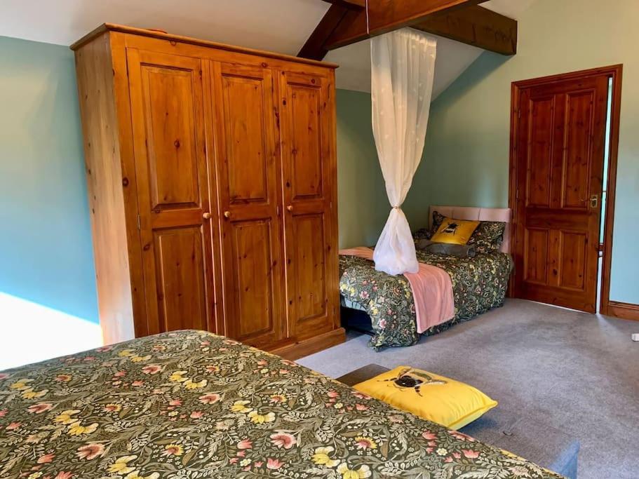 Bronte Stables - Cozy Period House With Parking And Walled Garden Holiday home *