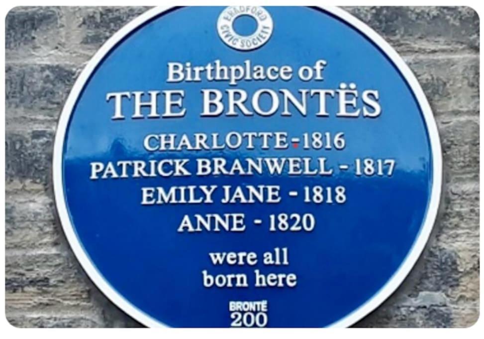 Bronte Stables - Cozy Period House With Parking And Walled Garden * Thornton (West Yorkshire)